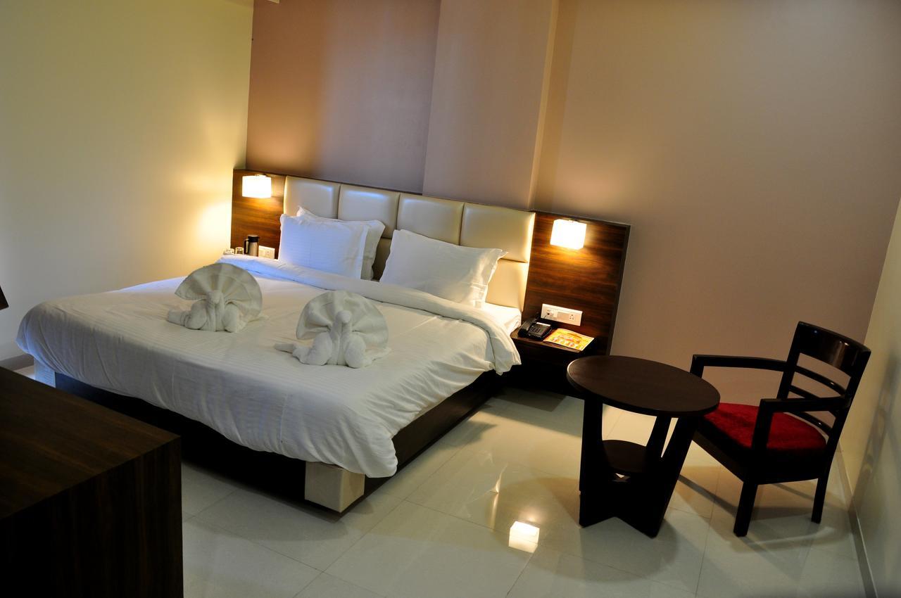 Royal Inn Khandwa Exteriér fotografie